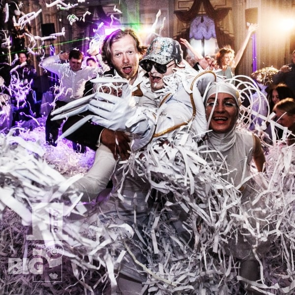 BIG PARTY: KORPARATĪVI UN IZLAIDUMI / КОРПОРАТИВЫ И ВЫПУСКНЫЕ