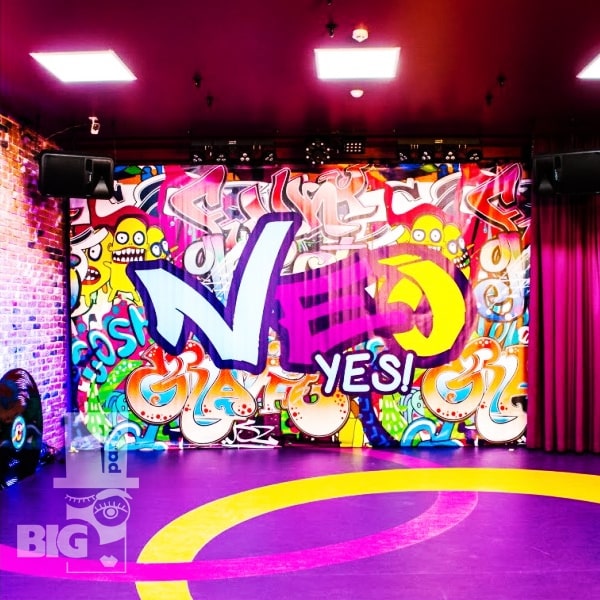 BIG PARTY LOUNGE NEO CLUB: Klubs ideāli piemērots modes tusiņiem un diskotēkām / Идеальный клуб для модных вечеринок и дискотек