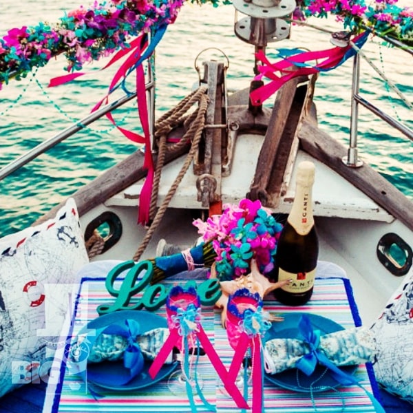 BIG PARTY: jahta ROMANTIKA UN PĀRSTEIGUMI / яхта РОМАНТИКА И СЮРПРИЗЫ