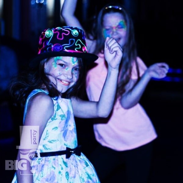 LOUNGE NEO CLUB: akvagrims PUSAUDŽU BALLĪTE / аквагрим ВЕЧЕРИНКИ ДЛЯ ПОДРОСТКОВ