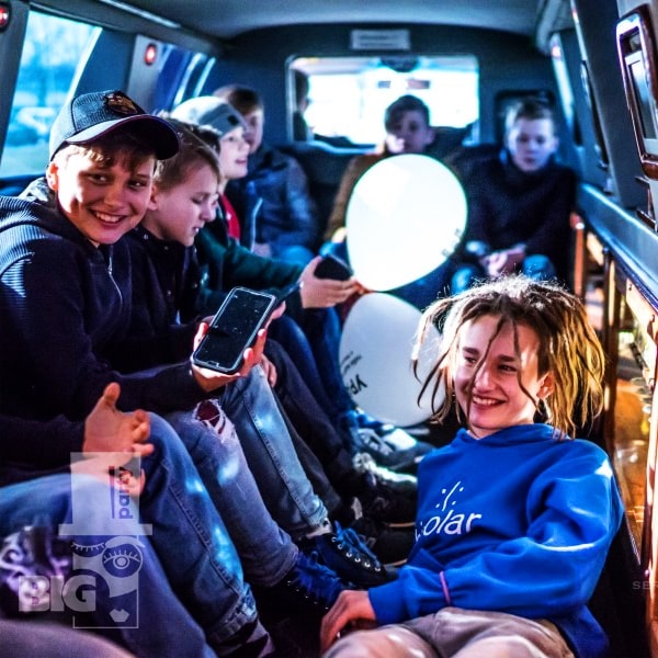 BIG PARTY: limuzīns PUSAUDŽU BALLĪTE / лимузин ВЕЧЕРИНКИ ДЛЯ ПОДРОСТКОВ