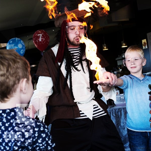 BIG PARTY: uguns šovs, bērnu animātors / файер шоу, аниматор детский